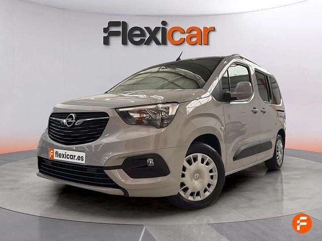 Usado Opel Combo Selective 100 CV (73 kW) 2018 Beige Monovolumen