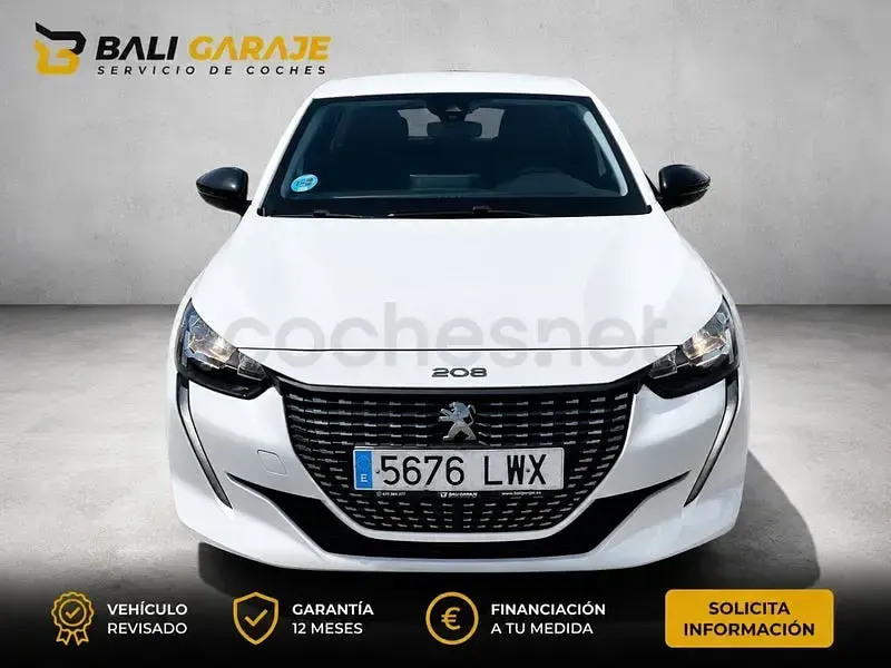 Usado Peugeot 208 Active 100 CV (73 kW) 2022 Blanco Utilitario
