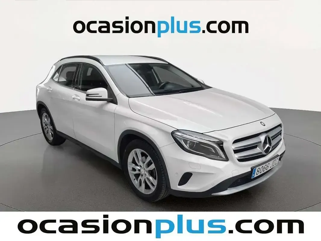 Usado Mercedes GLA200 Urban 136 CV (100 kW) 2015 Blanco SUV