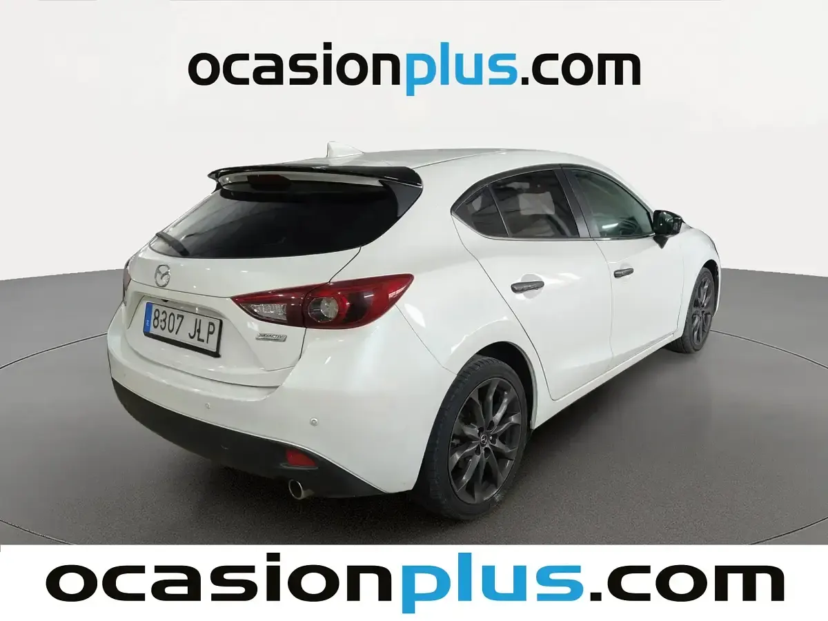 Usado Mazda 3 Luxury 150 CV (110 kW) 2016 Blanco Berlina
