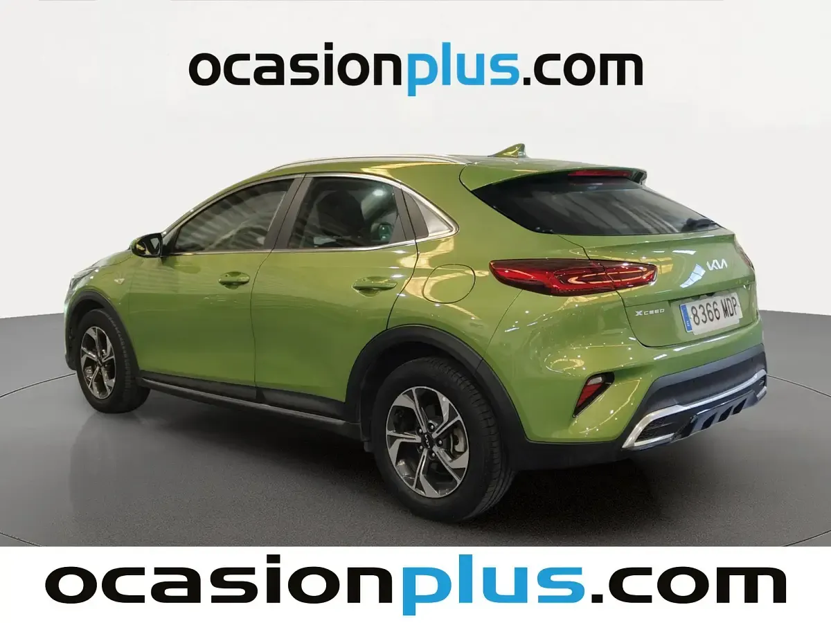 Usado Kia XCeed 120 CV (88 kW) 2023 Verde SUV