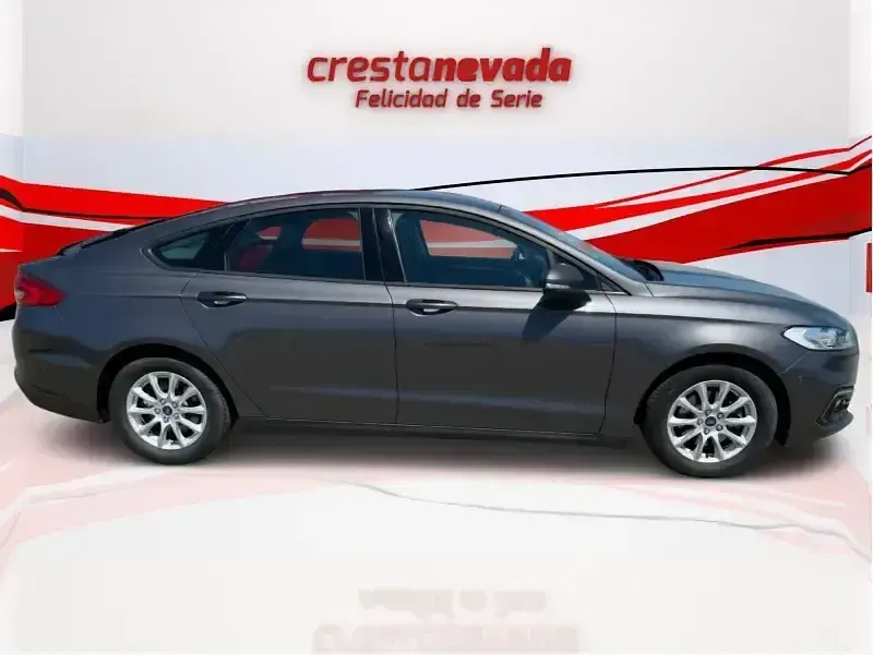 Usado Ford Mondeo Trend 150 CV (110 kW) 2021 Gris