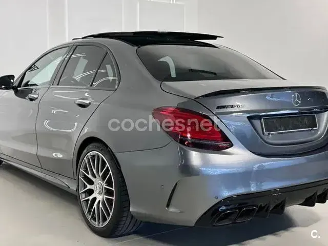 Usado Mercedes C63 AMG 476 CV (350 kW) 2020 Gris / plata Berlina