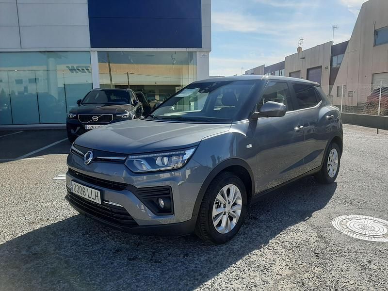 Blanco Usado 2020 Ssangyong (KGM) Tivoli SUV | 15.500 € (Precio justo) - Imagen 1/4