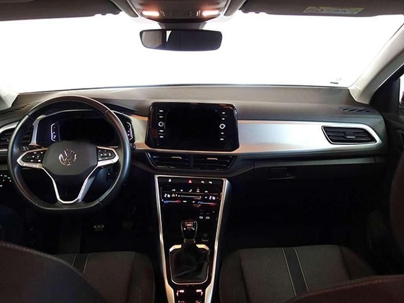 Usado VW T-Roc Life 110 CV (80 kW) 2024 Plateado SUV