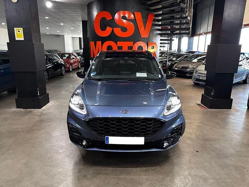 Usado Ford Kuga ST-Line X 227 CV (166 kW) 2023 Azul SUV