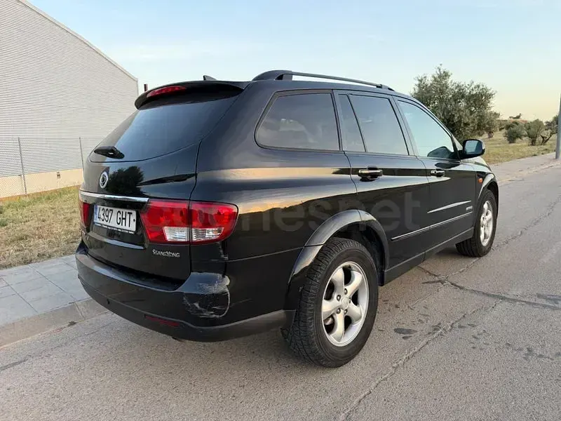 Usado SsangYong Kyron Limited 165 CV (121 kW) 2009 Negro SUV
