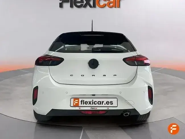Usado Opel Corsa 100 CV (73 kW) 2024 Blanco Utilitario