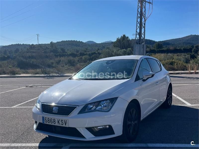 Blanco Usado 2019 Seat Leon Style Berlina | 16.000 € (Un poco caro) - Imagen 1/4