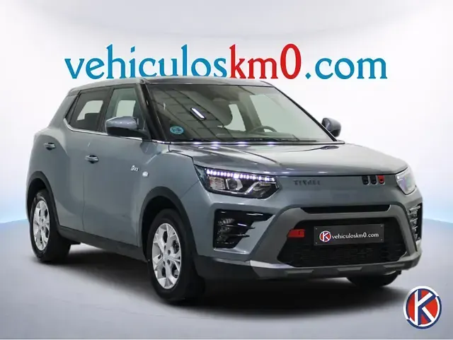Usado SsangYong Tivoli 135 CV (99 kW) 2024 Gris SUV