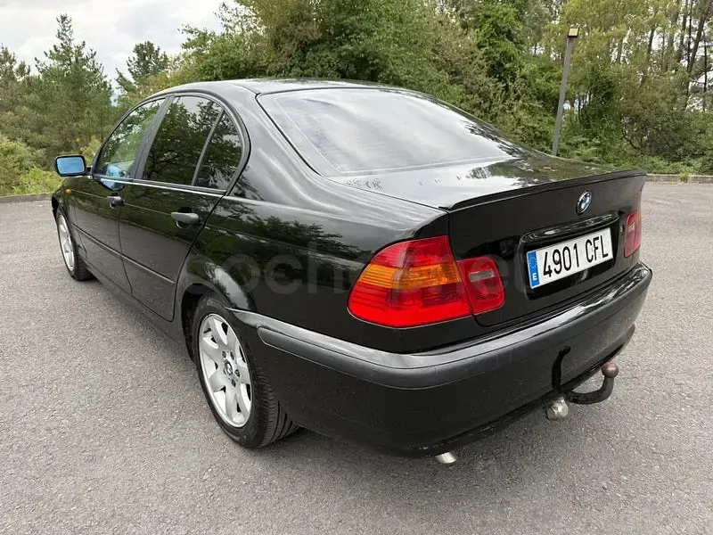 Usado BMW 320 150 CV (110 kW) 2003 Negro Berlina