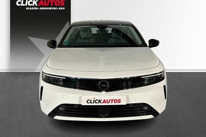Usado Opel Astra Edition 130 CV (95 kW) 2023 Rojo
