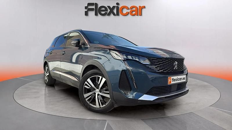 Usado Peugeot 5008 Allure 131 CV (96 kW) 2023 Azul SUV