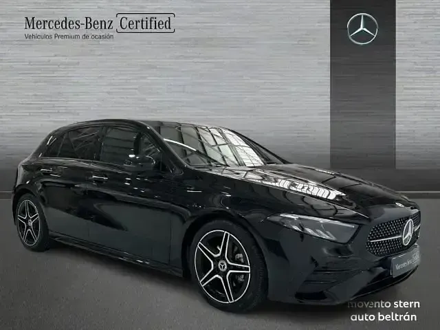 Usado Mercedes A180 Advanced 136 CV (100 kW) 2025 Negro Utilitario