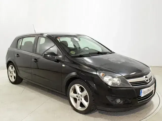 Używany Opel Astra Enjoy 120 KM (88 kW) 2008 Hatchback