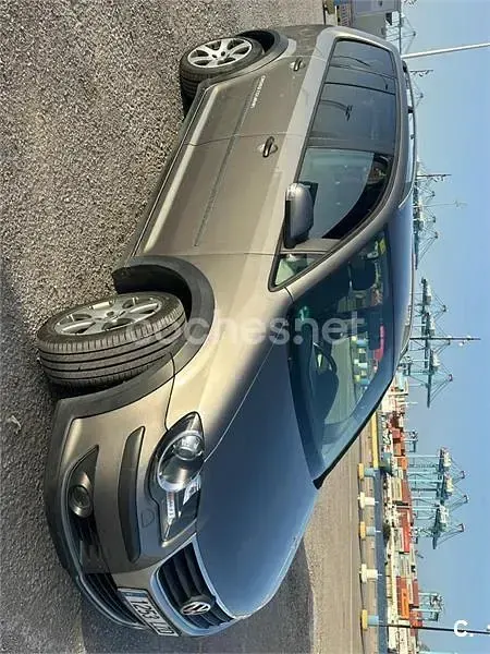 Usado VW Touran Sport 140 CV (102 kW) 2008 Gris / plata Monovolumen
