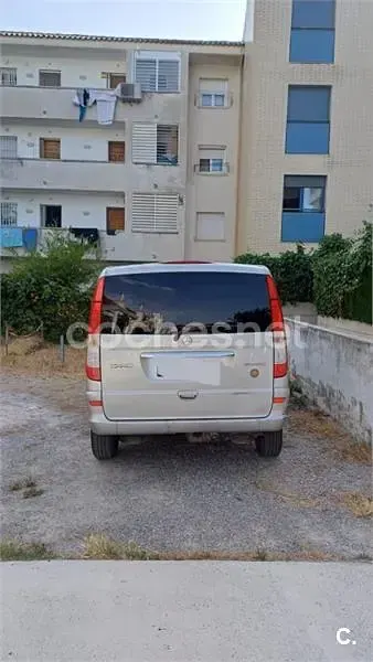 Usado Mercedes Viano 150 CV (110 kW) 2007 Gris / plata Monovolumen