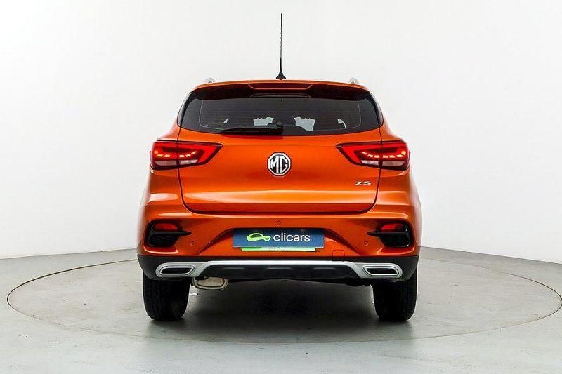 Usado MG ZS Comfort 106 CV (77 kW) 2023 Naranja SUV