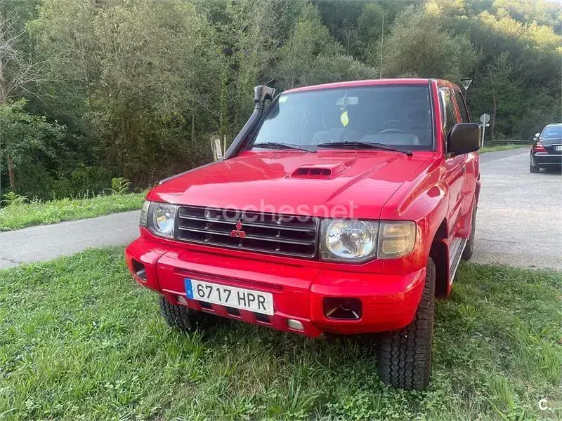 Usado Mitsubishi Montero 125 CV (91 kW) 1999 Rojo SUV
