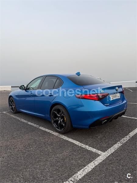 Usado Alfa Romeo Giulia Veloce 280 CV (205 kW) 2019 Azul Berlina