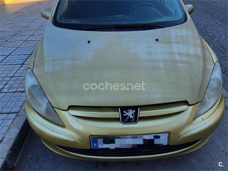 Usado Peugeot 307 110 CV (80 kW) 2004 Marrón Berlina