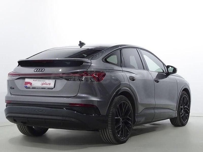 Usado Audi Q4 Sportback e-tron Ambiente 150 kW (204 CV) 2022 Eléctrico SUV