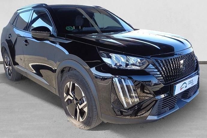 Usado Peugeot 2008 Allure 100 CV (73 kW) 2023 SUV