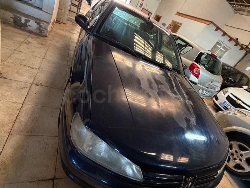 Usado Peugeot 406 90 CV (66 kW) 1999 Azul Berlina