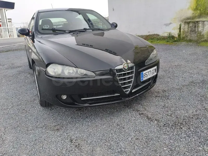Usado Alfa Romeo 147 Distinctive 120 CV (88 kW) 2008 Negro Utilitario