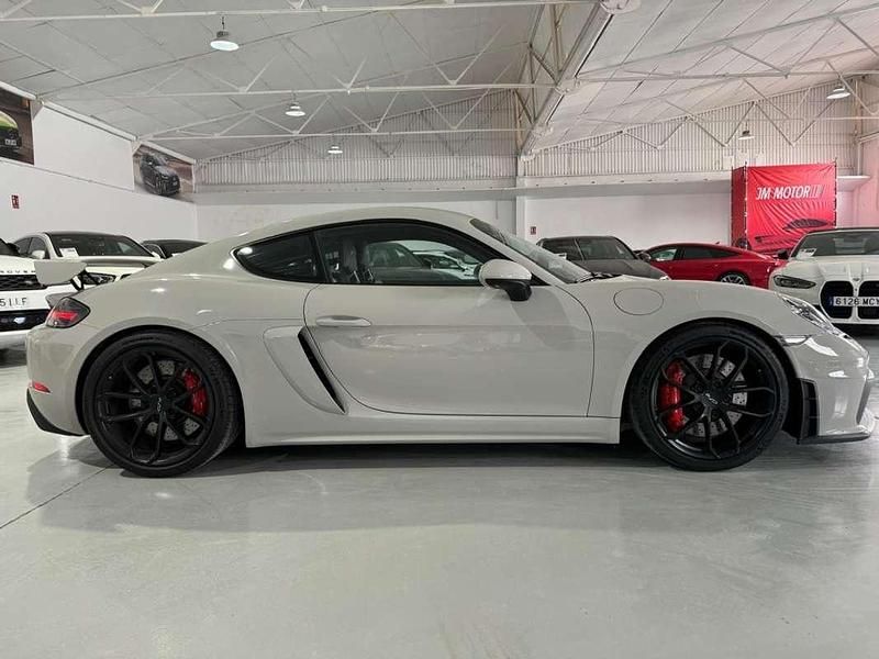 Usado Porsche Cayman GT4 420 CV (308 kW) 2021 Gris Coupe