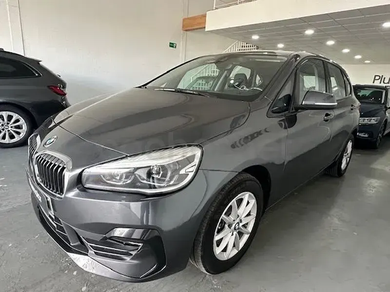 Usado BMW 218 150 CV (110 kW) 2020 Gris / plata Familiar