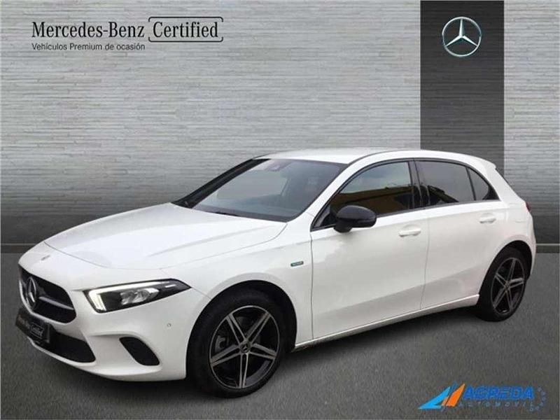 Usado Mercedes A250 218 CV (160 kW) 2021 Berlina