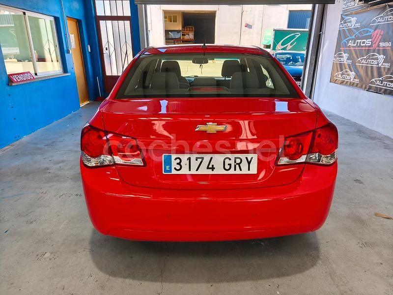 Usado Chevrolet Cruze LS 150 CV (110 kW) 2009 Rojo Berlina