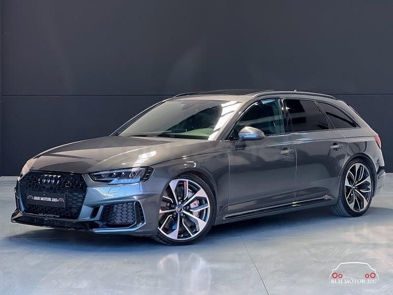 Usado Audi RS4 450 CV (330 kW) 2018 Gris Familiar