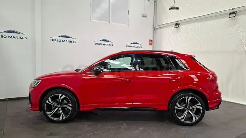 Usado Audi Q3 Premium 150 CV (110 kW) 2021 Rojo SUV