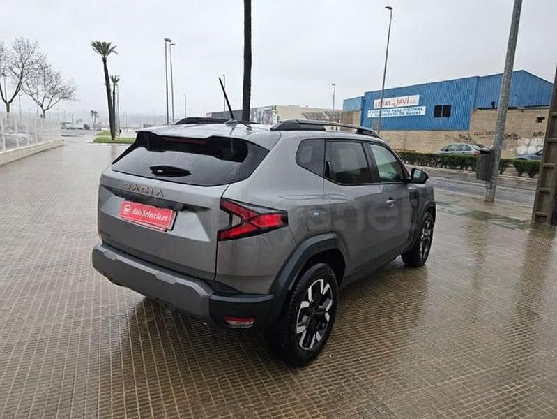 Usado Dacia Duster Extreme 130 CV (95 kW) 2025 Gris / plata SUV
