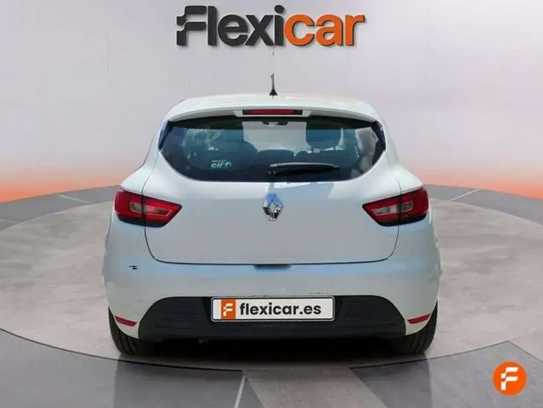 Usado Renault Clio Business 75 CV (55 kW) 2018 Blanco Utilitario
