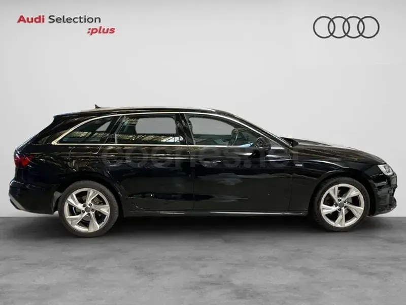 Begagnad Audi A4 S-Line 163 HK (119 kW) 2020 Svart Kombi