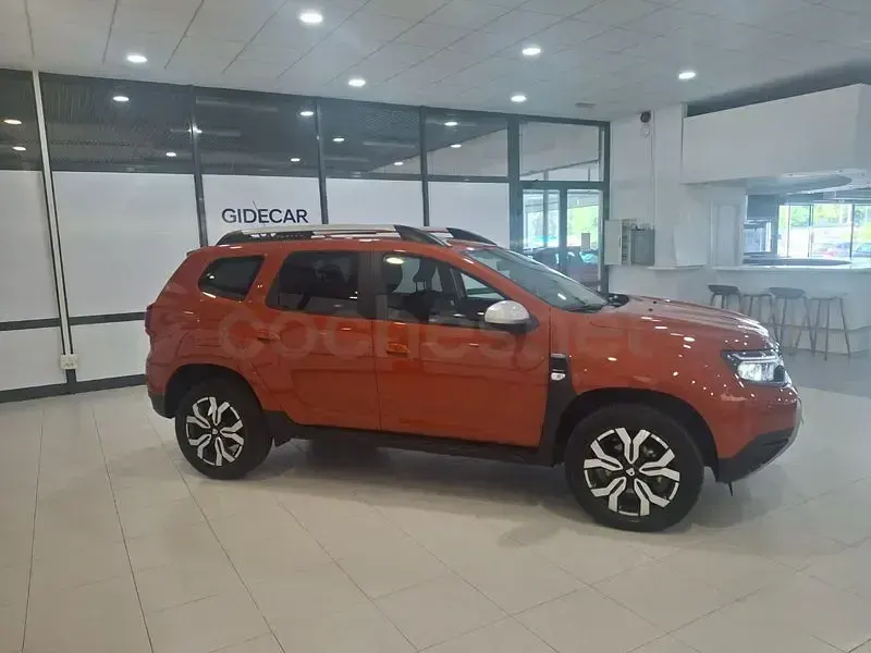 Usado Dacia Duster Comfort 130 CV (95 kW) 2022 Naranja SUV