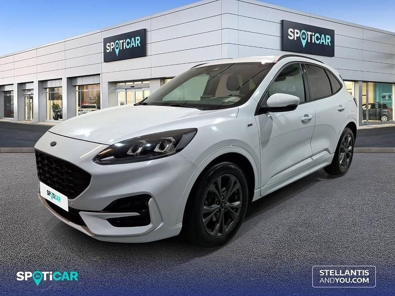 Usado Ford Kuga ST-Line 150 CV (110 kW) 2022 Blanco SUV