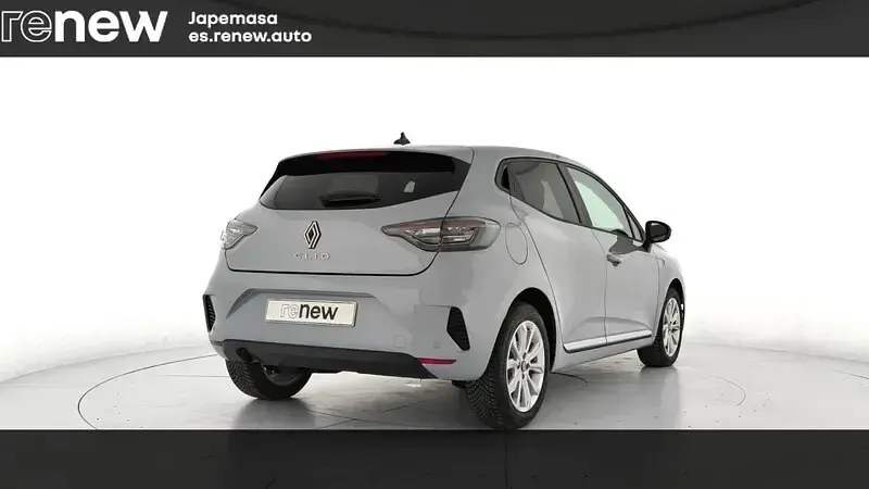 Usado Renault Clio V Evolution 100 CV (73 kW) 2025 Gris Berlina
