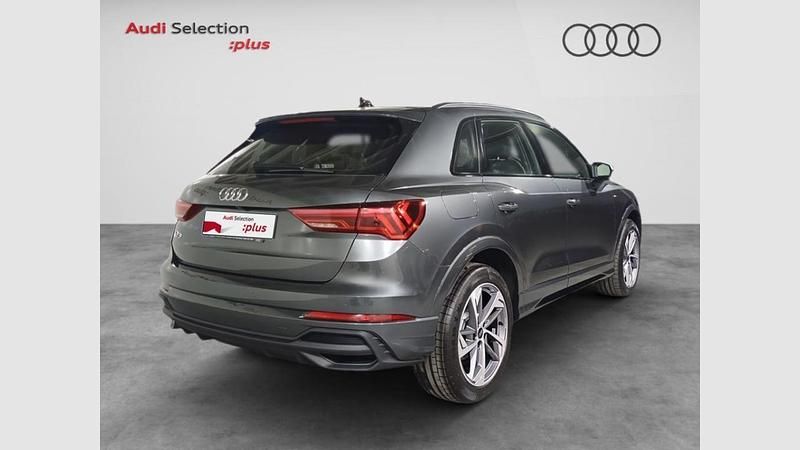 Usado Audi Q3 150 CV (110 kW) 2024 Gris daytona (efecto perla) SUV