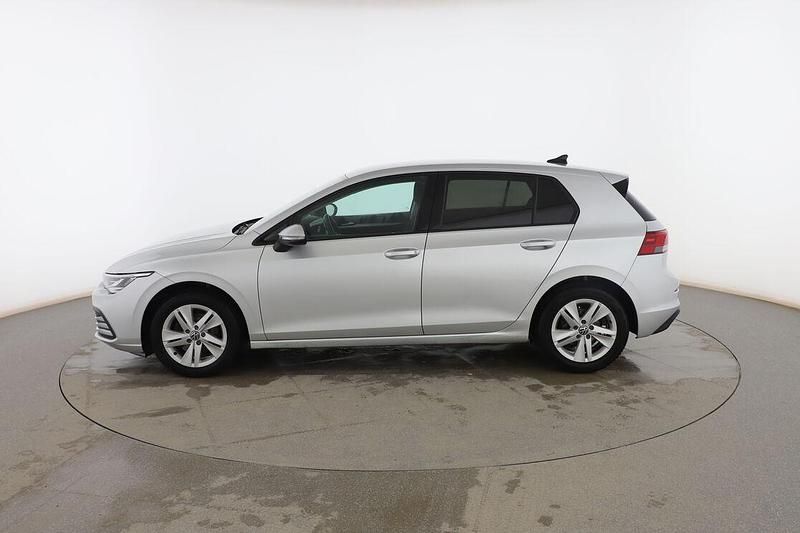 Usado VW Golf VIII Life 110 CV (80 kW) 2021 Plata Utilitario