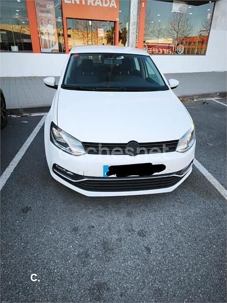 Usado VW Polo 90 CV (66 kW) 2017 Blanco Berlina