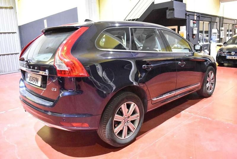 Usado Volvo XC60 Summum 150 CV (110 kW) 2015 Azul SUV