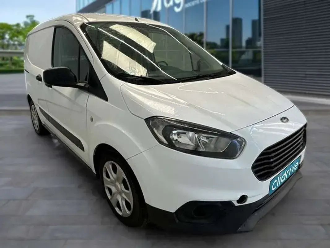Usado Ford Transit Trend 101 CV (74 kW) 2021 Blanco Van
