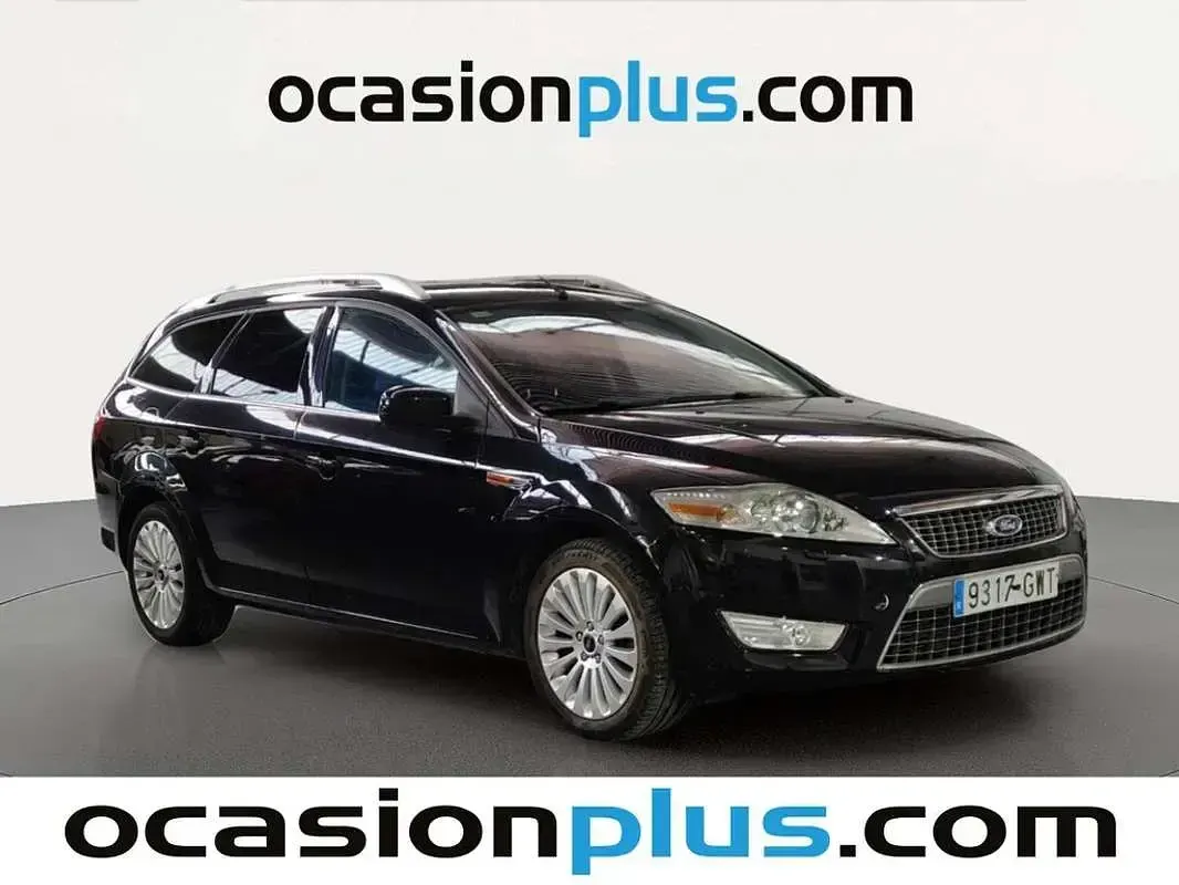 Usado Ford Mondeo Titanium 140 CV (102 kW) 2010 Negro Familiar