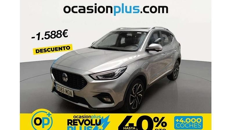 Usado MG ZS Luxury 111 CV (81 kW) 2023 Gris SUV
