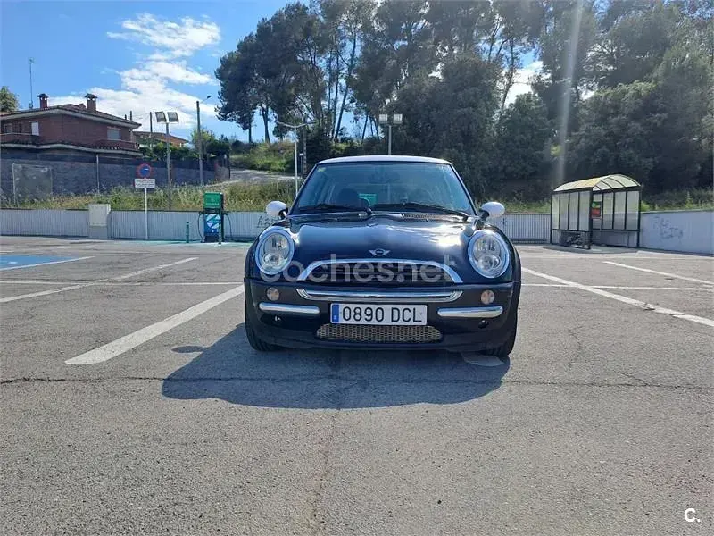 Usado Mini One D 75 CV (55 kW) 2004 Negro Utilitario