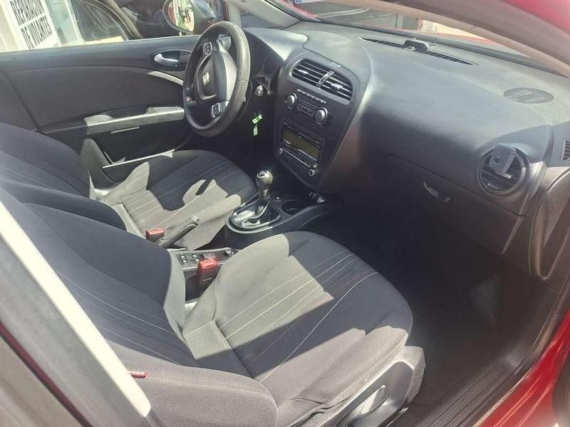 Usado Seat Leon Reference 105 CV (77 kW) 2012 Utilitario